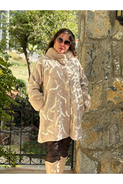 Punta Otantik معطف إيطالي من الفرو المنقوش بأزرار من الفرو الصناعي طراز NC8100