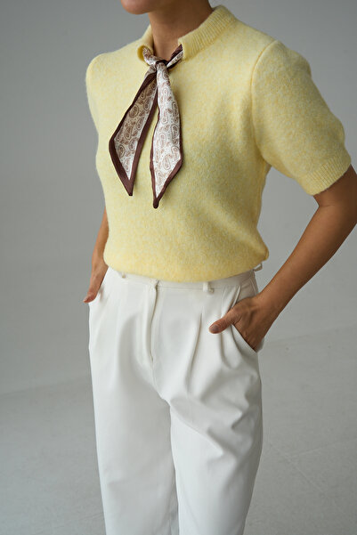 LOOSH Kadın Sarı Fularlı Bisiklet Yaka Kısa Kol Kazak