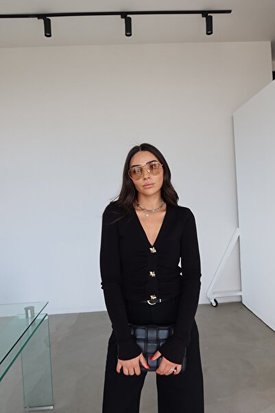 Özge Özgenç Aksesuar Düğmeli İnce Fitilli Triko Hırka