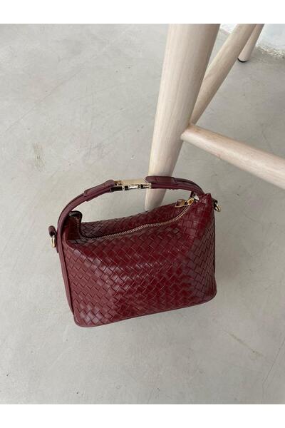 Senza Vedere حقيبة كروس من الجلد المحبوك من ليرا