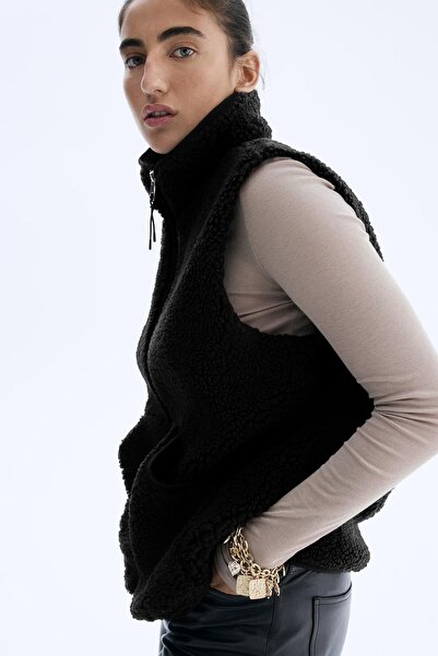 Madmext Siyah Dik Yaka Kadın Peluş Yelek MG2578