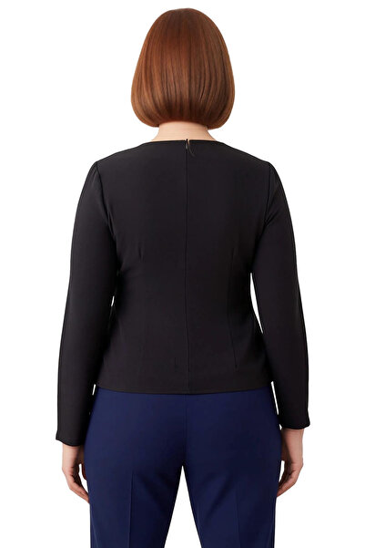 PayBuy Women's Heart Neckline Buttoned Woven Top Elegance and Comfort Combined Quality Stylish Comfortable Modern Elegant