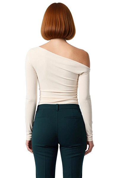 PayBuy Women's Burgundy Asymmetrical Neckline Ruched Detail Fitted Long Sleeve Stretchy Knitted Blouse for Daily Use