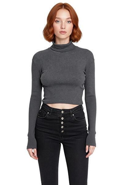 PayBuy Women's Fitted Turtleneck Long Sleeve Crop Knitted Blouse Cool & Comfort Persona Ideal for Winter Season