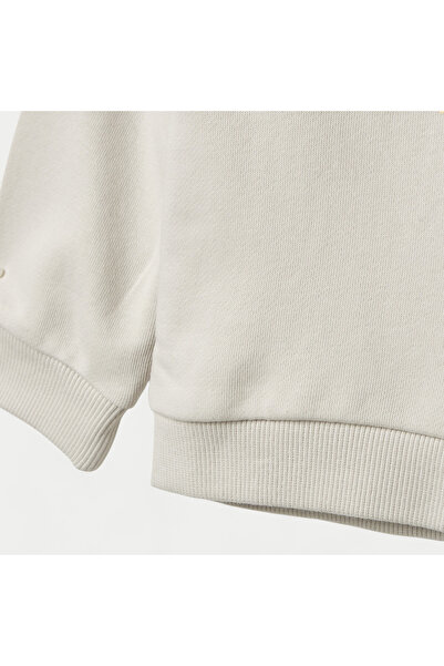 Juniors Graphic Print Crew Neck Sweatshirt with Long Sleeves