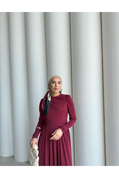 By Merve Serin ELLA ELBİSE