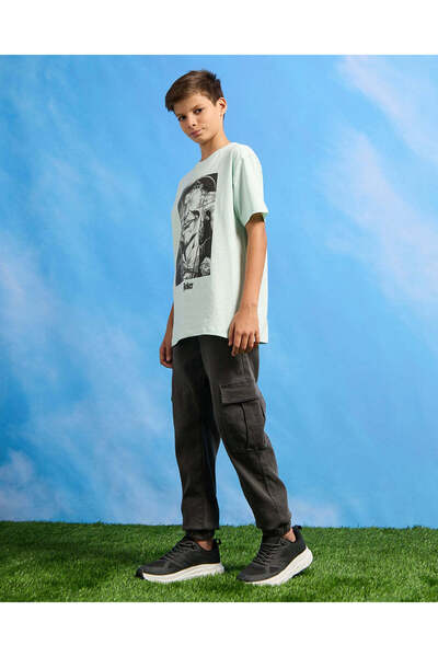 REDTAG تي شيرت مطبوع عليه صورة جوكر بالنعناع للأولاد الكبار