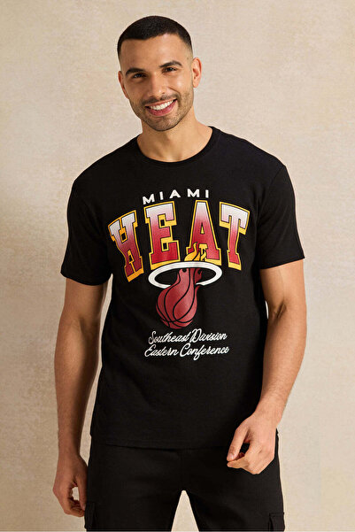 REDTAG Men Black Printed T-Shirt