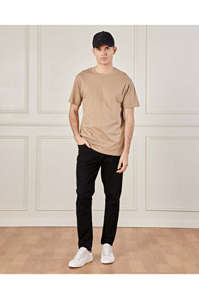 REDTAG Men Brown Basic Solid T-Shirt