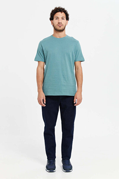 REDTAG Men Green Plain Short Sleeve T-Shirt