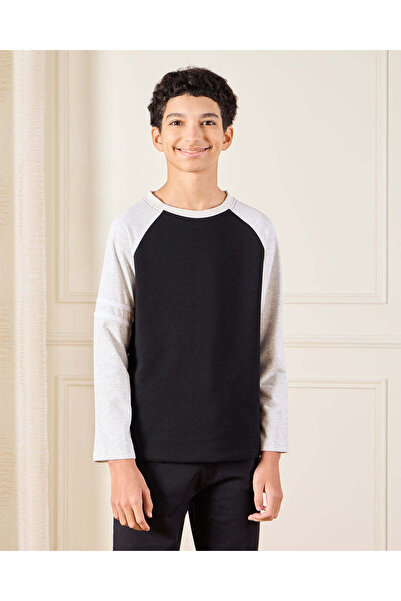 REDTAG Senior Boys Black And Grey Reglan T-Shirt