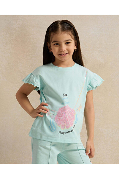 REDTAG تي شيرت بناتي أزرق مطبوع عليه عبارة "أراك على الشاطئ" بأكمام مكشكشة