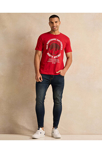 REDTAG Men Red North America Print T-Shirt