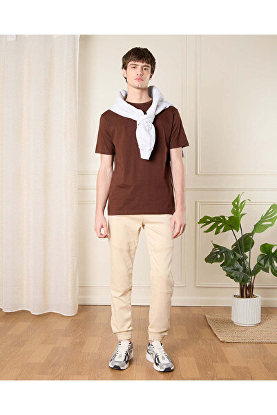 REDTAG Men Brown Solid T-Shirt