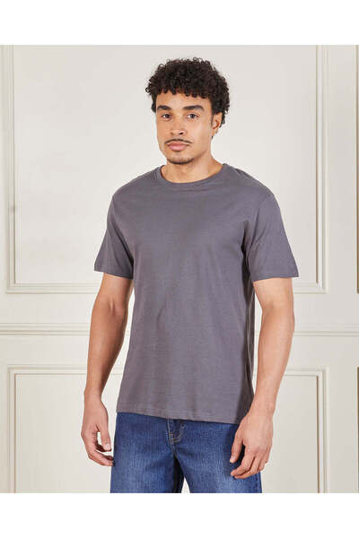 REDTAG تي شيرت رجالي رمادي سادة برقبة دائرية