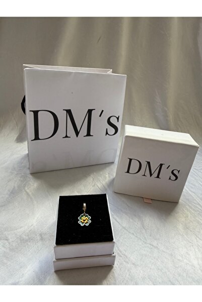 DM’s Silver Uzay Yeşili ve Gold Detaylı Yonca Gümüş Charm’ı