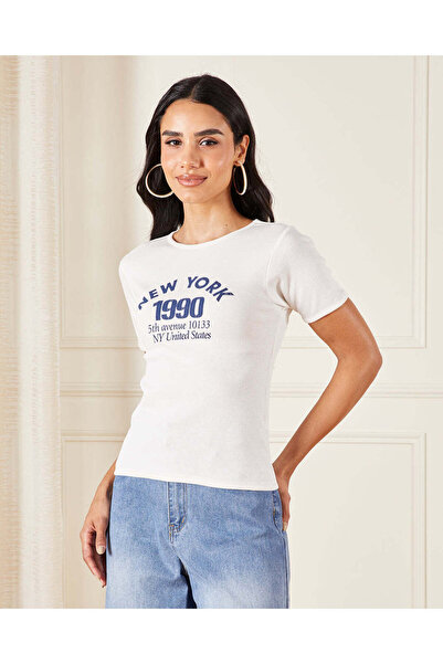 REDTAG تي شيرت نسائي أبيض مطبوع