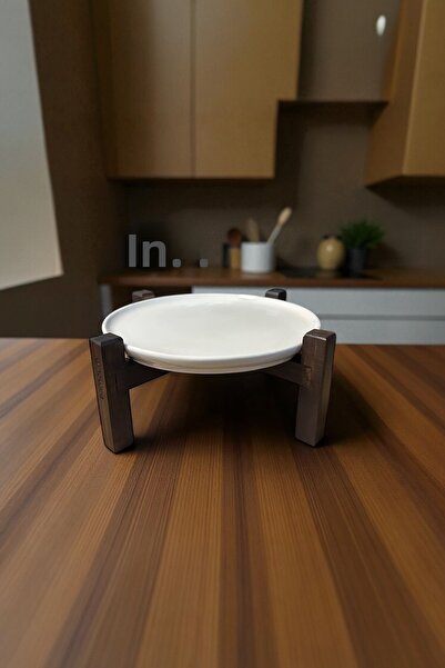 Bambum Alpina Bamboo Black Footed Ceramic Presentation Plate 20cm, Serving Plate, Dessert and Breakfast Plate