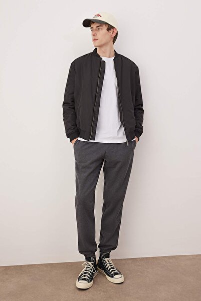 Trendyol Collection Антрацит Регулярний крій Штани з еластичним поясом М'які на дотик Ткані трикотажні піжамні штани TMNAW26PJ00000