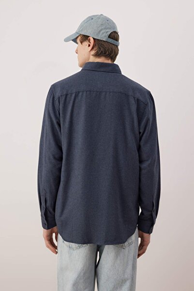 Trendyol Collection Синя Regular Чоловіча фланелева сорочка з вишивкою TMNAW26GO00010