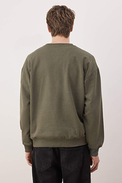 Trendyol Collection Χακί Oversize/Φαρδιά κοπή Μακρυμάνικο Φούτερ με Κέντημα Αλόγου TMNAW24SW00164