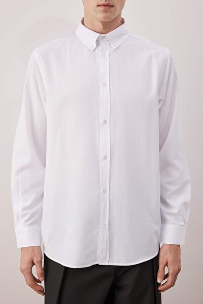 Trendyol Collection Weiß*001 Reguläres Herrenhemd TMNAW25GO00036