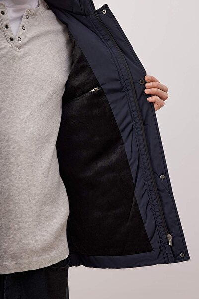 Trendyol Collection Navy Blue Regular Men's Coat Tmnaw26Mo00029