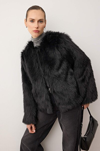 Trendyol Collection Černý oversize kožený kabát TWOAW25MO00133