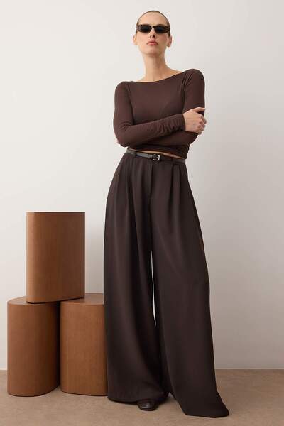 Trendyol Collection Brown Belted Pleated Wide Leg/Extra Wide Leg Woven Trousers Twoaw25Pl00032
