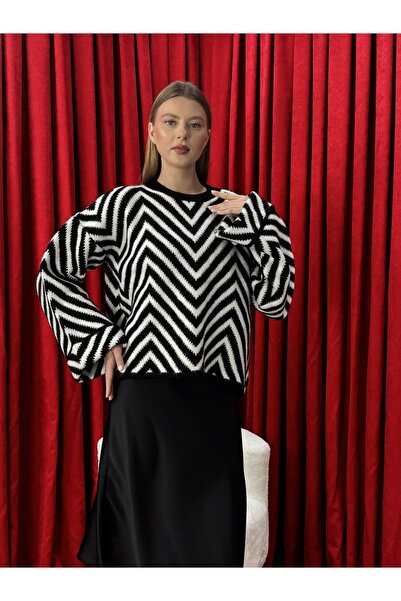 Neva Wear Zigzag Patterned Rose Gold Sweater