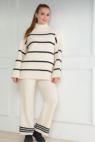 MAY MARA Stand-Up Collar 2-Piece Striped Blouse and Pants Tricot Suit