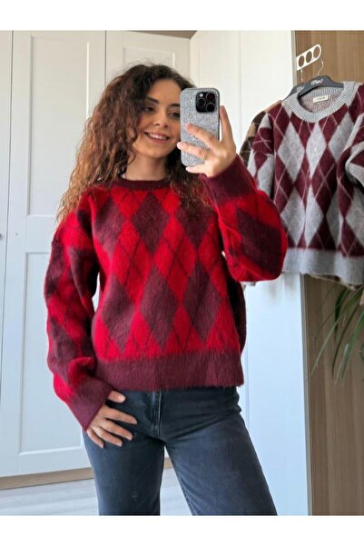 Betül Nayir Bearded Baklava Slice Sweater -Red