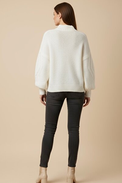 Store Yarım Boğazlı Balon Kol Kışlık Triko Kazak-Beyaz