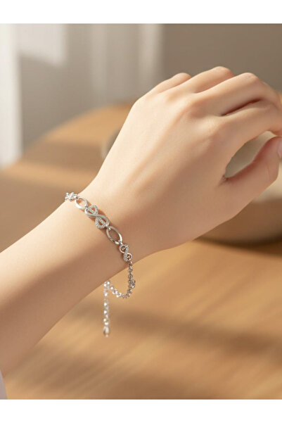 pelamingo Kadın Aksesuar 925 Ayar Gümüş Sonsuzluk Tasarımlı Zirkon Taşlı Bile...