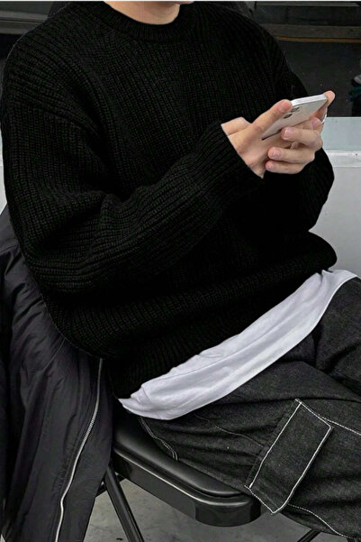 Tarz Cool Ανδρικό μαύρο πλεκτό πουλόβερ κανονικής εφαρμογής με λαιμόκοψη Crew