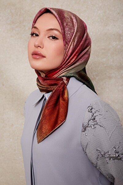 Levidor Green Patterned Twill Silk Scarf