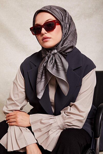 Levidor Gray Rose Pattern Twill Silk Scarf