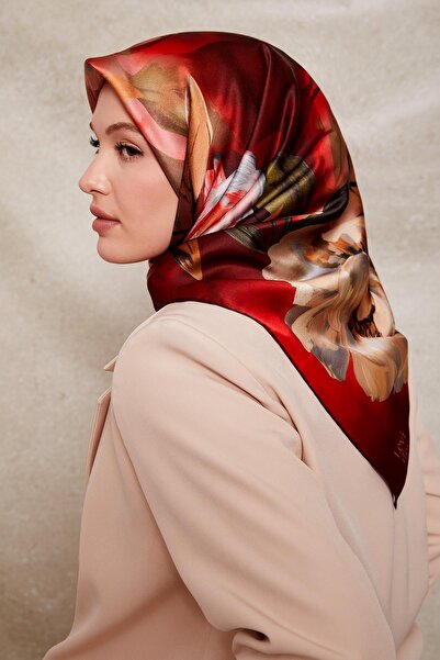 Levidor Red Floral Pattern Twill Silk Scarf