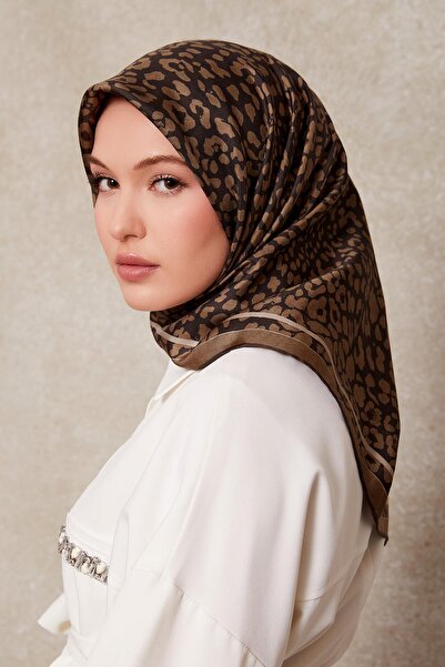 Levidor Mink Leopard Pattern Twill Silk Scarf