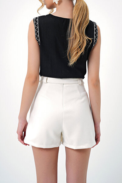 VAGGON Women's Ecru Ecru Belt Detailed Suede Shorts Skirt Prmx13396