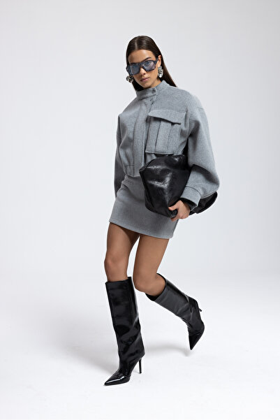 MAI STUDIOS CO. طقم تنورة وسترة مدخنة من Tenby