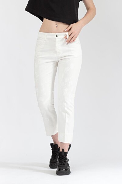 Emporio Armani Women's Jean Pants - Comfortable Design