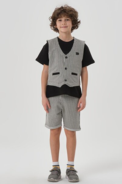 Black One Шорти з деталями з тканини «медовий стільник» для хлопчиків, футболка з велосипедним коміром та жилет