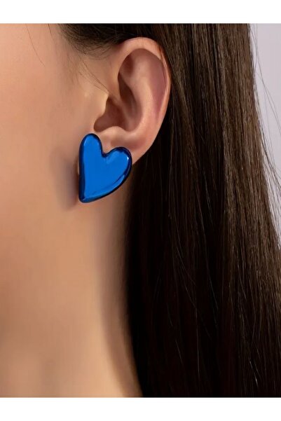 Alyas Aksesuar أقراط على شكل قلب لامعة