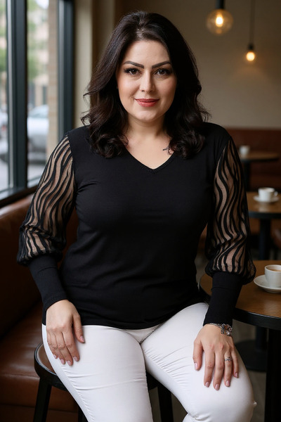 Ebsumu Γυναικεία μαύρη μπλούζα με φαρδιά μανίκια με διαφανή σουέτ κλαδί λεπτομέρεια