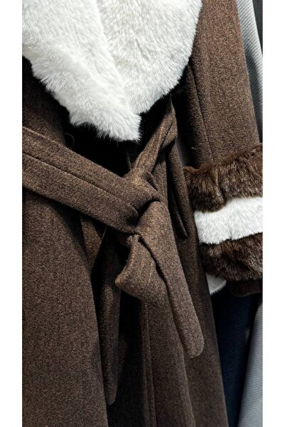 Tebrikler tekstil yeni sezonlu kadın kışlık şık ceket bilezik ve yaka kürklü model M9024