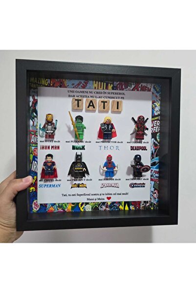 OEM Tablou Tata 8 SuperEroi Box, 25x25 cm, cu litere din lemn, cadoul ideal pentru tata de ziua lui