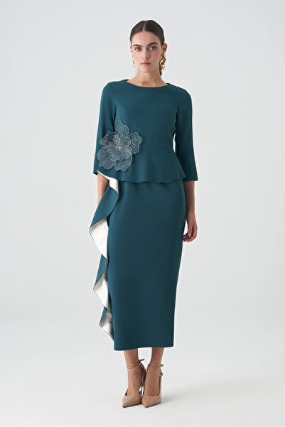 Dizayn Ella Volanlı garnili peplum saten elbise EL-4388