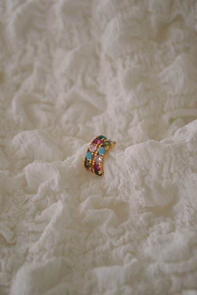 Sunday Hugs Dora Earcuff