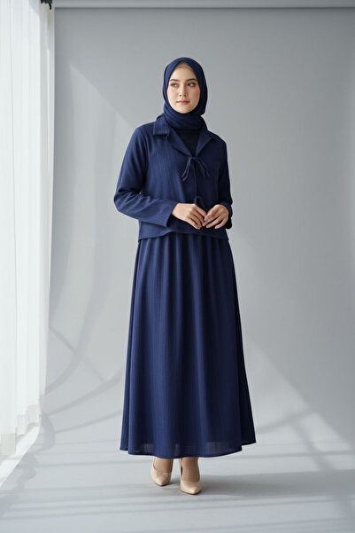 ENDAMIM GPFRE Double Suit - Shirt Collar and Front Tie Detail